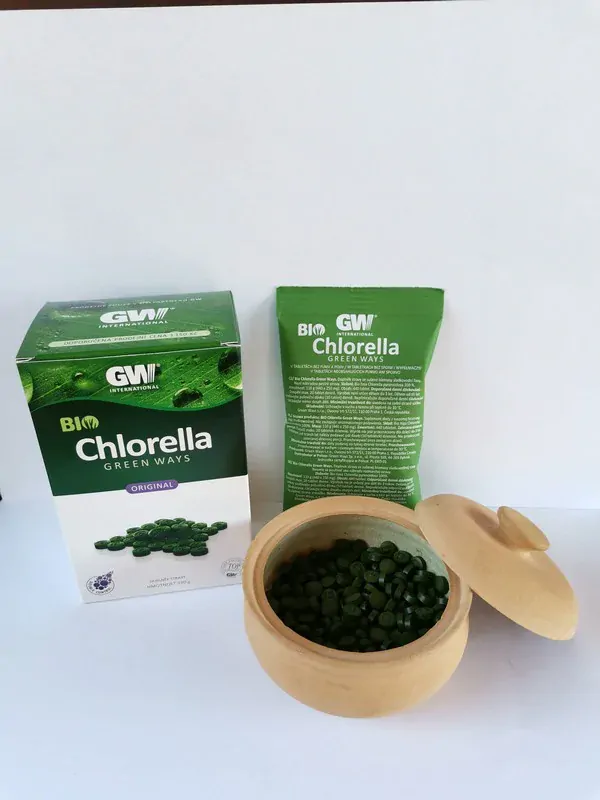 Chlorella Green Ways v tabletách 330g (1320 tablet) Bio GW
